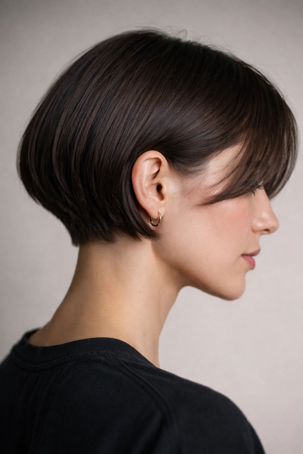 Micro carved bob at ear length with precise edge