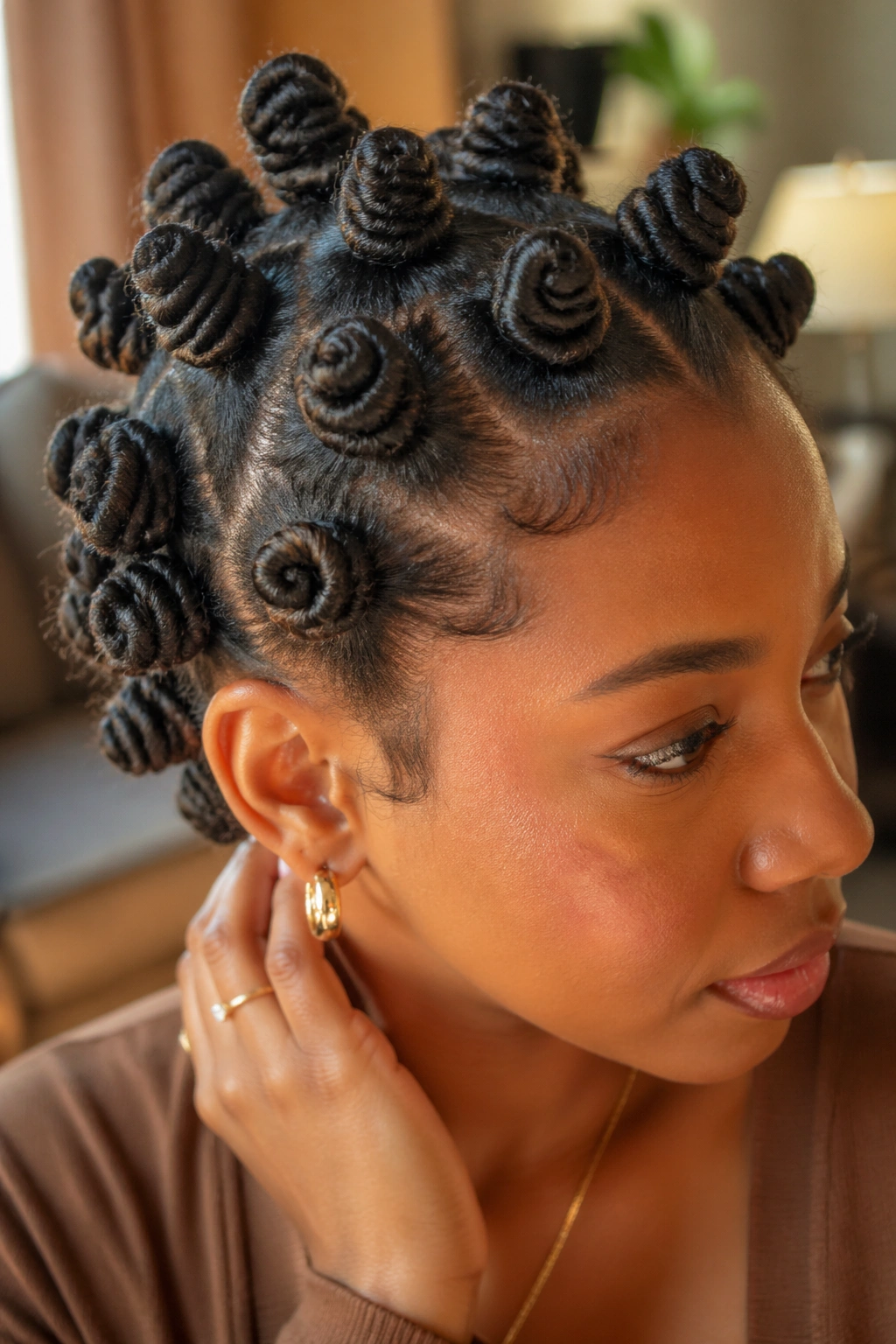 Woman with knots on twist-out base